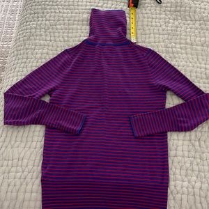 Jcrew women’s small red and blue striped turtleneck Marino light weight wool top